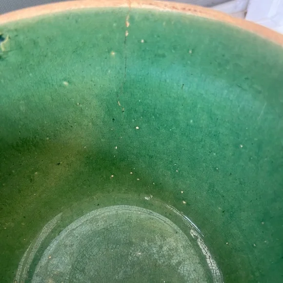 Vintage McCoy Pottery Green Planter - Picture 5 of 5